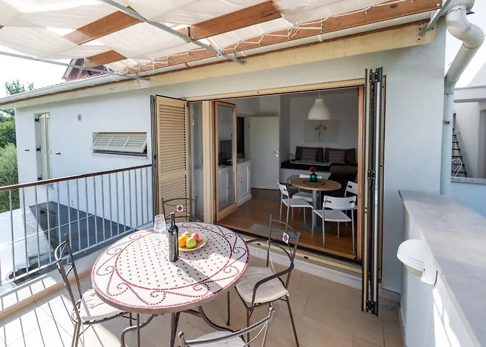 Casa Bamboo